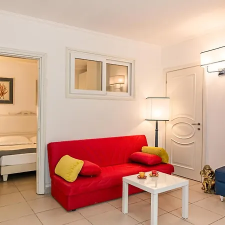 La Casa Sul Lungomare Di - Litore Domus * فياريجيو